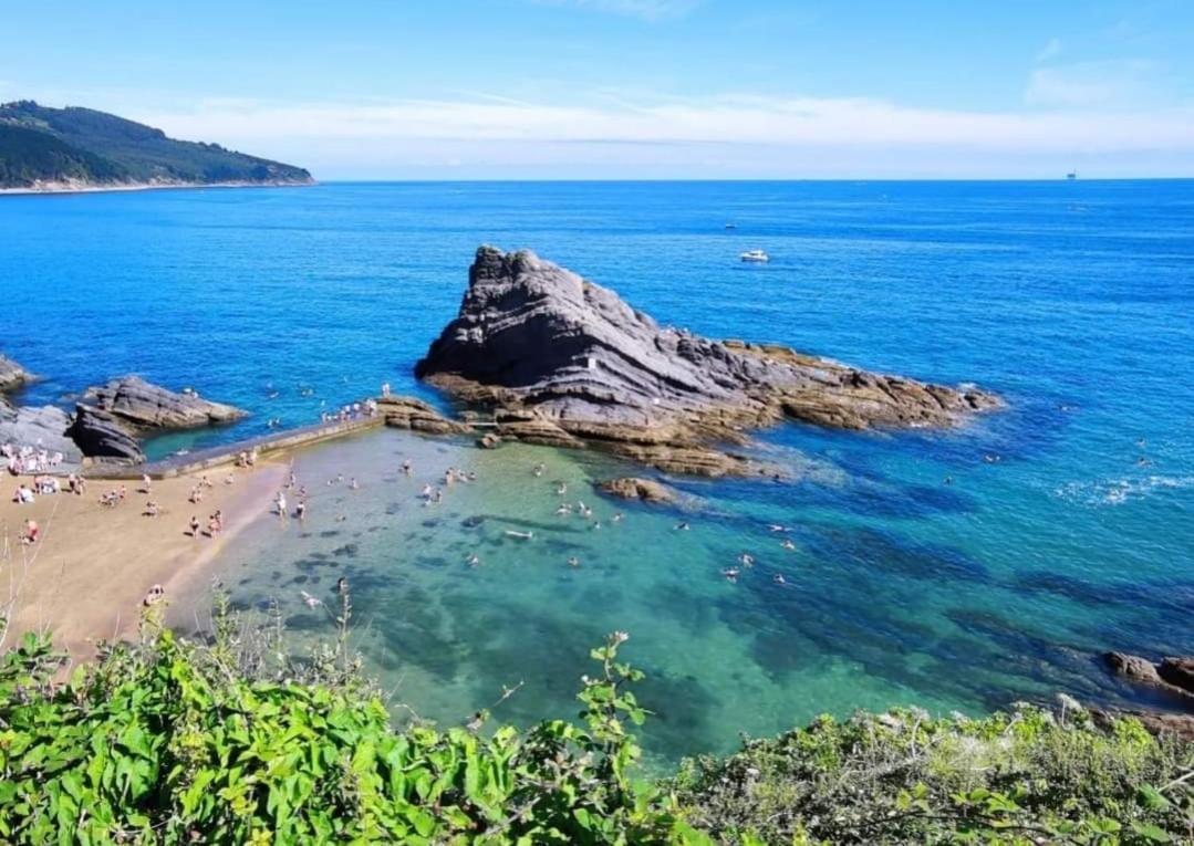 Apartamento Con Encanto En El Puerto De Bermeo Ngoại thất bức ảnh